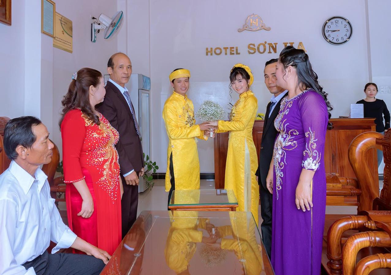 崑嵩市 Khach San Son Ha酒店 外观 照片